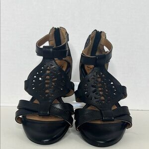 Sofft Breeze Sandals Leather Strappy Comfort Heel 7W